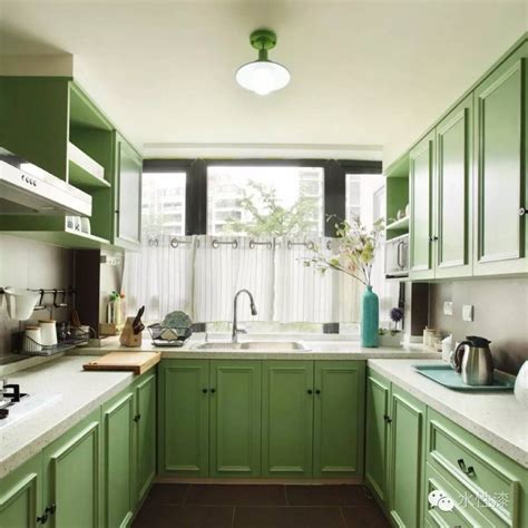 開門看到廚房 色彩學 綠色